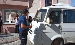 Antalya’da jandarma ve polis ekipleri okul servislerini denetledi