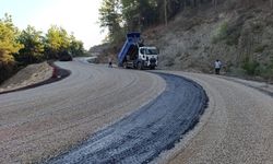 Alanya’da Bayırkozağacı, Güzelbağ ve Katı Atık Tesisi yolu asfaltlandı