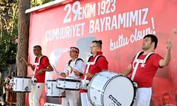 Muratpaşa Belediye Başkanı Ümit Uysal, ‘Cumhuriyet, dayanışmadır’