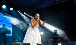 Muğla'da gala konserinde Şevval Sam coşkusu