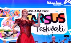 Candan Erçetin, Uluslararası Tarsus Festivalinde sahne aldı