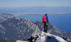 Antalya'da Türk dağcıdan binlerce metrede buz tırmanışı