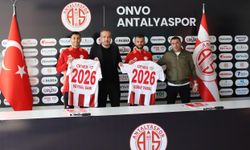 Antalyaspor’da Veysel-Güray bir yıl uzattı