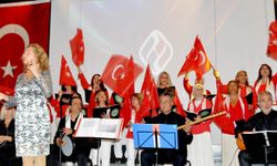 Antalya’da çocuklar stresini türkülerle attı