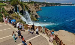 Antalya bu sene umduğunu bulamadı… “Turizmin arka cephesinde yaşananlar kaos gibiydi”