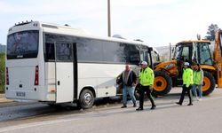 23 kişinin yaralandığı kazada midibüs şoförü tutuklandı