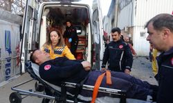 Ambulans gelene kadar yaralı itfaiye erine ayran ve su ikram ettiler