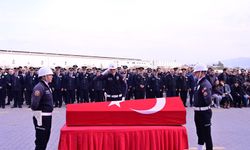 Kalp krizi geçirerek hayatını kaybeden polis memuru törenle memleketine uğurlandı