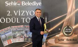 Manavgat Belediye Başkanı Niyazi Nefi Kara’ya büyük ödül