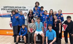 Muratpaşalı squash sporcuları, 10 yılda sıfırdan zirveye çıktı