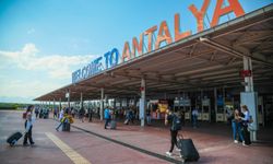 Antalya savaşın bitmesini bekliyor… Savaşlar biterse Antalya'ya 20 milyon turist gelecek