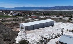 İnanılmaz olay… Oda başkanının kaçak deposu mühürlendi