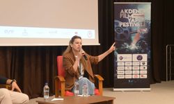 İpek Tuzcuoğlu dizi sektörünü yerden yere vurdu