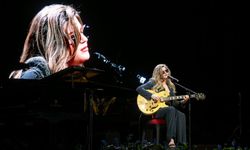 Melody Gardot Antalyalı müzikseverlerle buluştu