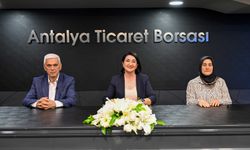 Antalya’da dert küpü çiftçi sorunlarını anlattı