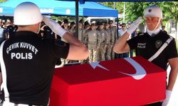 Babalarına, üniformasını giyerek veda ettiler