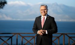 Muratpaşa Belediye Başkanı Ümit Uysal; “19 Mayıs yürüyüşü sürüyor”