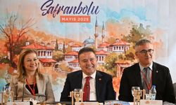 Safranbolu’da  yapılan Cittaslow Türkiye Ulusal Ağ Toplantısı’na Muhittin Böcek başkanlık etti