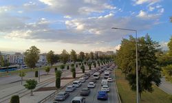 Antalya'da trafik feryadı... Trafik kabusu Antalya’yı esir aldı