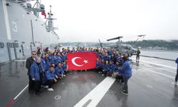 Gençler, TCG Anadolu ile Samsun’a doğru tarihi yolculuk yapıyor