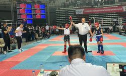 Kemer Belediyesi Kick Boks takımından büyük başarı! Dünya Şampiyonası’nda Kemer’e dört madalya
