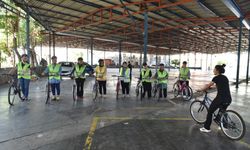 Kepez’de kadınlar hayallerine pedal çevirdi
