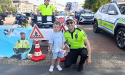 Manavgat'ta örnek sürücülere plaket verildi