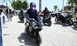 Motosiklet tutkunları Kemer'de buluştu