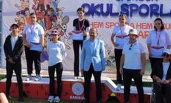 Naz Şentürkler 12’den vurdu, altını kaptı