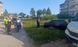 Polisin ‘dur' ihtarına uymayıp kaçan otomobil otların arasında bulundu