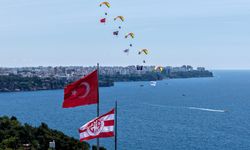THK'dan 19 Mayıs'ta Antalya semalarında paramotor gösterisi