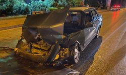 Tırla çarpışan Tofaş hurdaya döndü