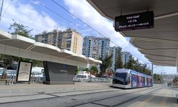 Antalya ulaşımına elektrik kesintisi şoku… Seferler aksadı vatandaşlar işe geç kaldı