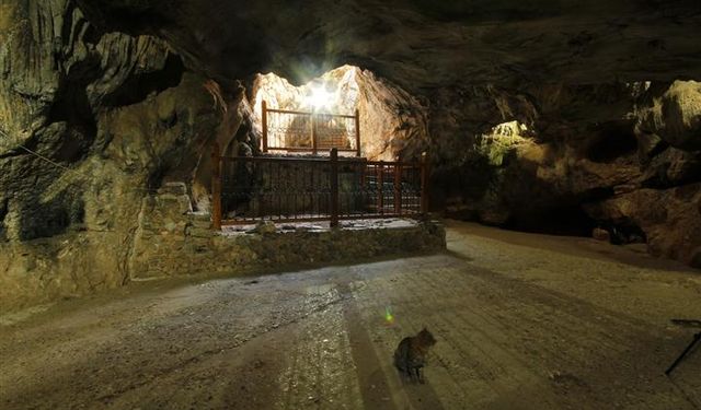 Kutsal sayılan Eshab-ı Kehf Mağarası