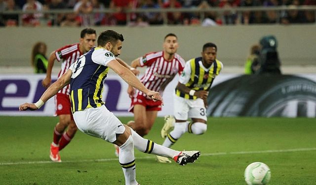 Fenerbahçe Sivasspor maçı ne zaman, saat kaçta, şifresi mi kanalda? FB Sivas maçı yayın akışı bilgileri