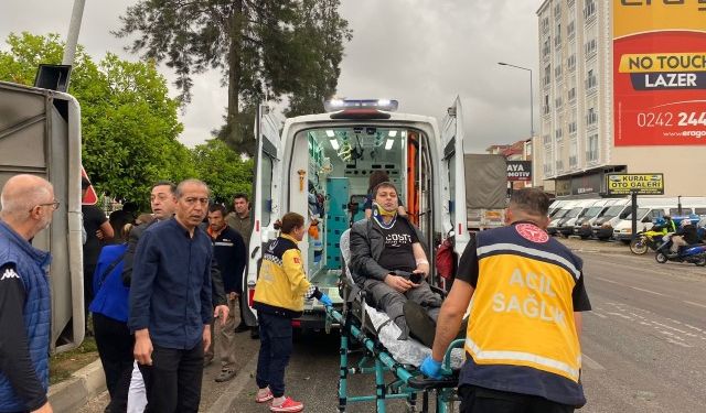 Antalya’da otel servis aracı devrildi 19 yaralı