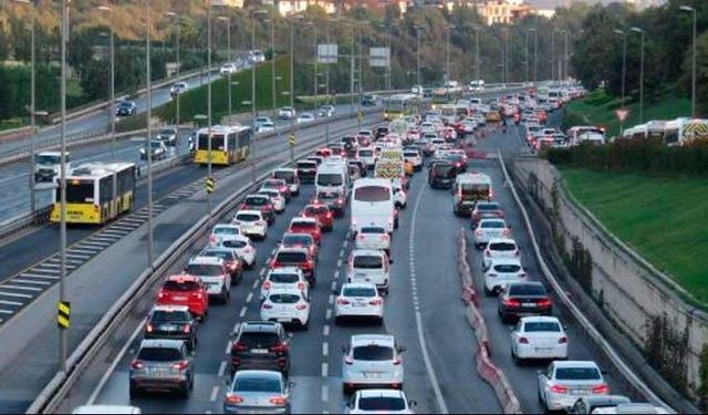 İSTANBUL TRAFİK YOĞUNLUĞU HARİTASI, 11 Nisan Bugün Trafik Yoğunluğu Ne Kadar, Trafik Var Mı