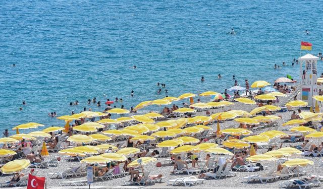 Türkiye’nin en yüksek sıcaklığı Antalya’nın o ilçesinde ölçüldü… Vatandaşlar nefes almakta zorlandı