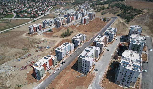 Adana'daki ailelere yeni konut müjdesi... Binlerce kişi ev sahibi olacak