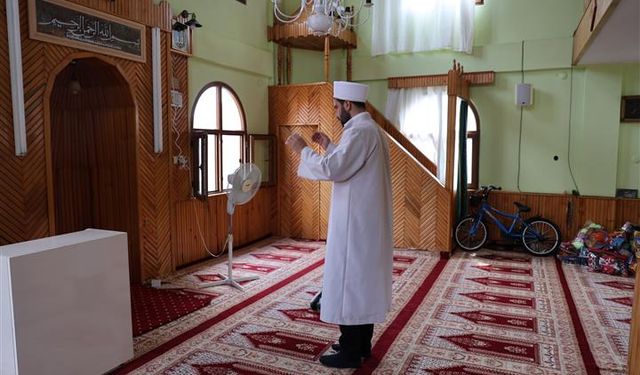 Adana'daki imamdan özel projeler... Atandığı köy değişimi tattı