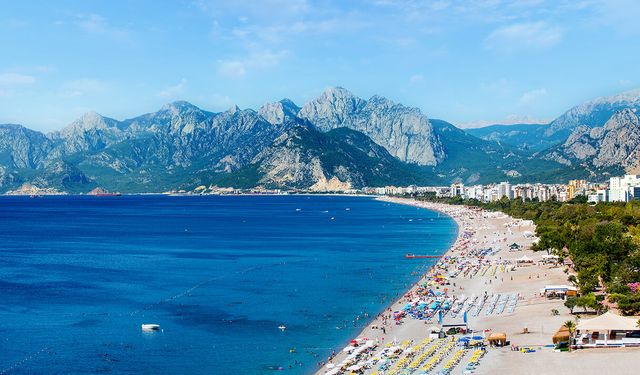 Turizmin başkenti Antalya, ülke ekonomisinde başı çeken il oldu