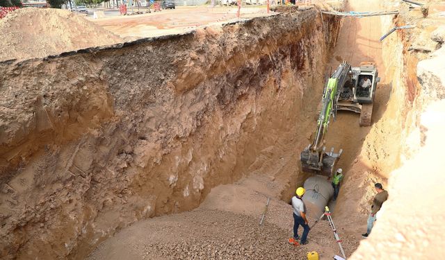 Aksu’da artan nüfus 40 kilometrelik kanalizasyon çalışmasına yol açtı