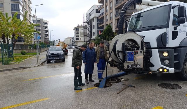 Aydın’da yağışlı hava nedeniyle ASKİ ekipleri harekete geçti