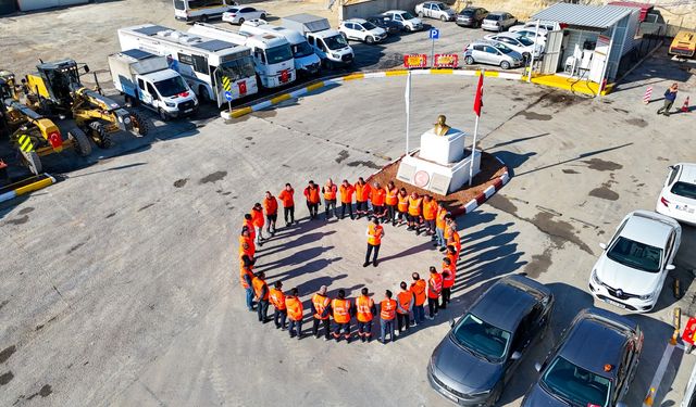 Mersin Büyükşehir Belediyesi’nin karla mücadele ekipleri hazırlıklarını bitirdi