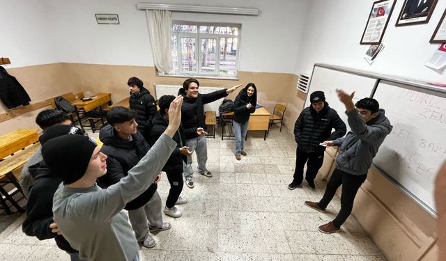 Aydın Mesleki ve Teknik Anadolu Lisesi'nde 'Dilimizin Zenginlikleri' etkinliği