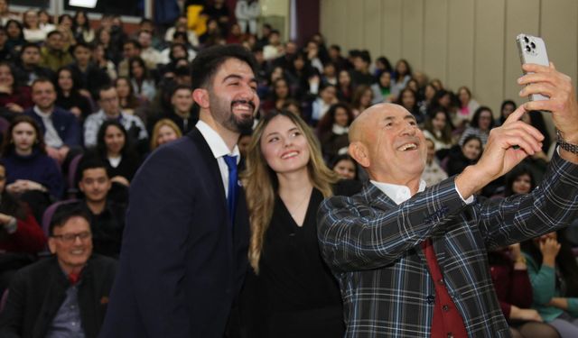 Şahinler Holding'in Yönetim Kurulu Başkanı Kemal Şahin öğrencilerin ufkunu açtı