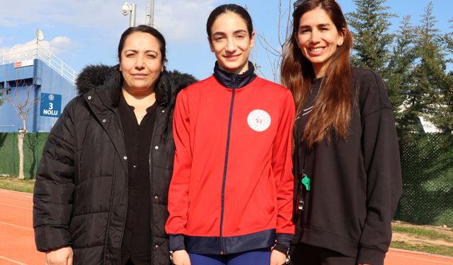 Hastalığa yenilmedi, atletizmde Türkiye rekoru kırdı