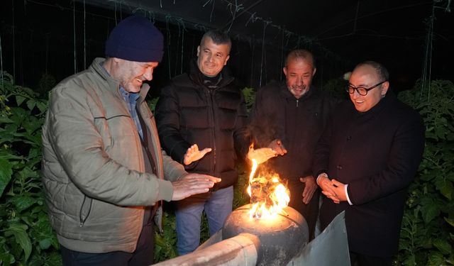 Sobalar yakılmaya devam ediyor, zirai don nöbeti sıfır rakıma kadar indi