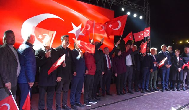 Antalya’da Ekrem İmamoğlu’na destek yürüyüşleri sürüyor