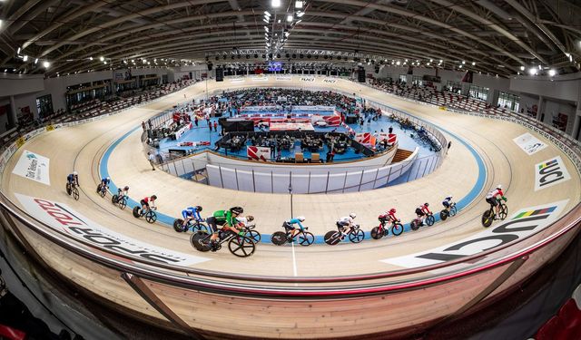 2025 UCI Pist Bisikleti Uluslar Kupası'nda 1. gün yarışlarında heyecan doruğa çıktı